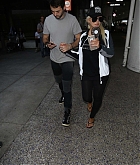 Christina_Aguilera_-_At_LAX_Airport_in_Los_Angeles_on_September_3-28.jpg