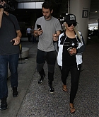 Christina_Aguilera_-_At_LAX_Airport_in_Los_Angeles_on_September_3-30.jpg