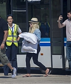 Christina_Aguilera_-_At_Paphos_Airport_in_Cyprus_on_September_7-07.jpg