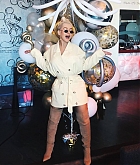 Christina_Aguilera_-_D23_Disney_2B_event_at_Anaheim_Convention_Center_on_August_232C_2019_in_Anaheim2C_CA-24.jpg
