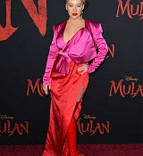 Christina_Aguilera_-_Disney_s_Mulan_Premiere_in_Hollywood2C_California__-_March_9-23.jpg