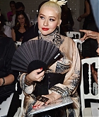 Christina_Aguilera_-_PFW_Jean_Paul_Gaultier_Haute_Couture_FallWinter_2019_2020_on_July_03-35.jpg