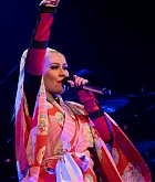 Christina_Aguilera_-_The_X_Tour_in_London2C_England_November_102C_2019-04.jpg