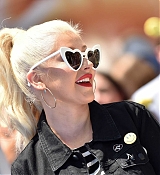 Christina_Aguilera_-__Emoji__Premiere_in_Los_Angeles_on_July_23-150.jpg