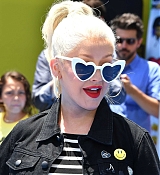 Christina_Aguilera_-__Emoji__Premiere_in_Los_Angeles_on_July_23-25.jpg