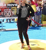 Christina_Aguilera_-__Emoji__Premiere_in_Los_Angeles_on_July_23-98.jpg