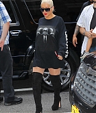 Christina_Aguilera_-_out_and_about_in_New_York_City_10032018-07.jpg