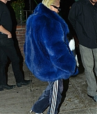 Christina_Aguilera_-_out_for_dinner_at_Delilah_restaurant_in_Hollywood_on_November_3-20.jpg