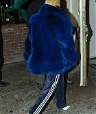 Christina_Aguilera_-_out_for_dinner_at_Delilah_restaurant_in_Hollywood_on_November_3-22.jpg
