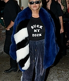 Christina_Aguilera_-_out_for_dinner_at_Delilah_restaurant_in_Hollywood_on_November_3-25.jpg
