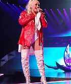 Christina_Aguilera_-_performing_for_a_New_Year_s_Eve_Performance_at_Zappos_Theatre_in_Las_Vegas2C_NV__12312019-07.jpg