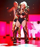 Christina_Aguilera_-_performing_for_a_New_Year_s_Eve_Performance_at_Zappos_Theatre_in_Las_Vegas2C_NV__12312019-08.jpg