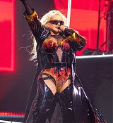 Christina_Aguilera_Performs_At_The_O2_Arena_28529.jpg