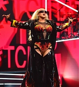 Christina_Aguilera_Performs_At_The_O2_Arena_285329.jpg