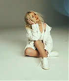 Cosmopolitan_BTS_2018-06.jpg