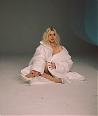 Cosmopolitan_BTS_2018-07.jpg