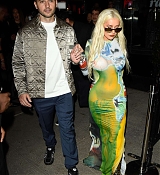 In_New_York_City_-_September_07_281229.jpg