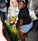 In_New_York_City_-_September_07_282129.jpg