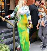 In_New_York_City_-_September_07_283629.jpg