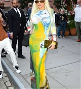 In_New_York_City_-_September_07_284729.jpg