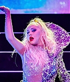 Performing_Ziggo_Dome_in_Amsterdam2C_Netherlands-12.jpg