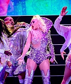 Performing_Ziggo_Dome_in_Amsterdam2C_Netherlands-13.jpg