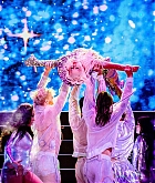 Performing_Ziggo_Dome_in_Amsterdam2C_Netherlands-15.jpg