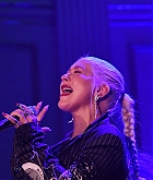 Performing_at_Harper_s_BAZAAR_Celebrates__ICONS_By_Carine_Roitfeld__-_September_7-06.jpg