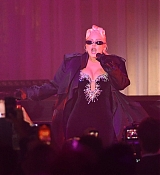 amfAR_Gala_Cannes_2022_-_Show11.jpg