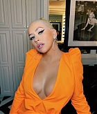 xtina-01~3.jpg
