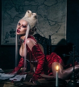 xtina_03~0.jpg