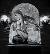 xtina_12~0.jpg