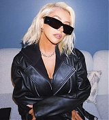 xtina_28329~1.jpg
