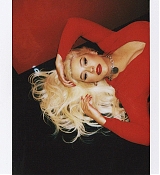 xtina_28529~1.jpg