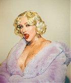 xtina~0.jpg
