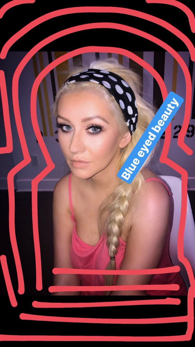 xtina-instagram-01.jpg