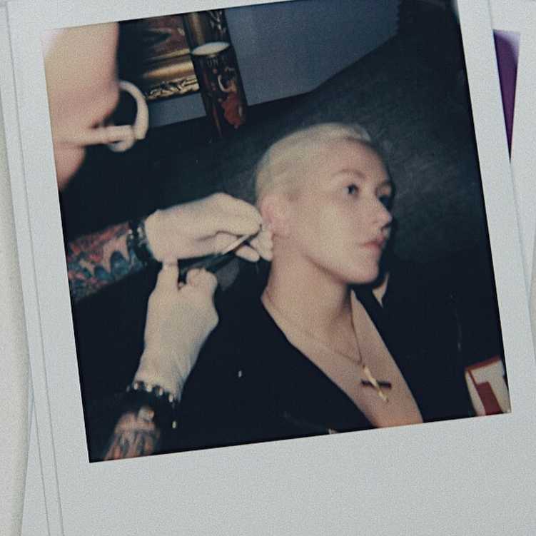 xtina-instagram-01~0.jpg
