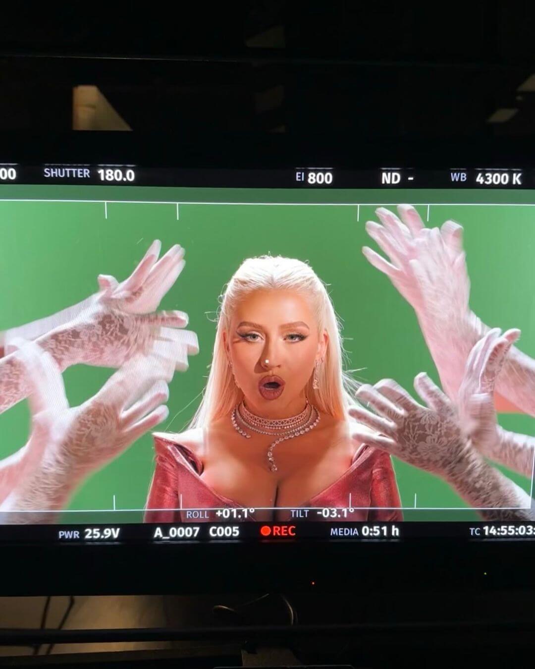 xtina_281329.jpg