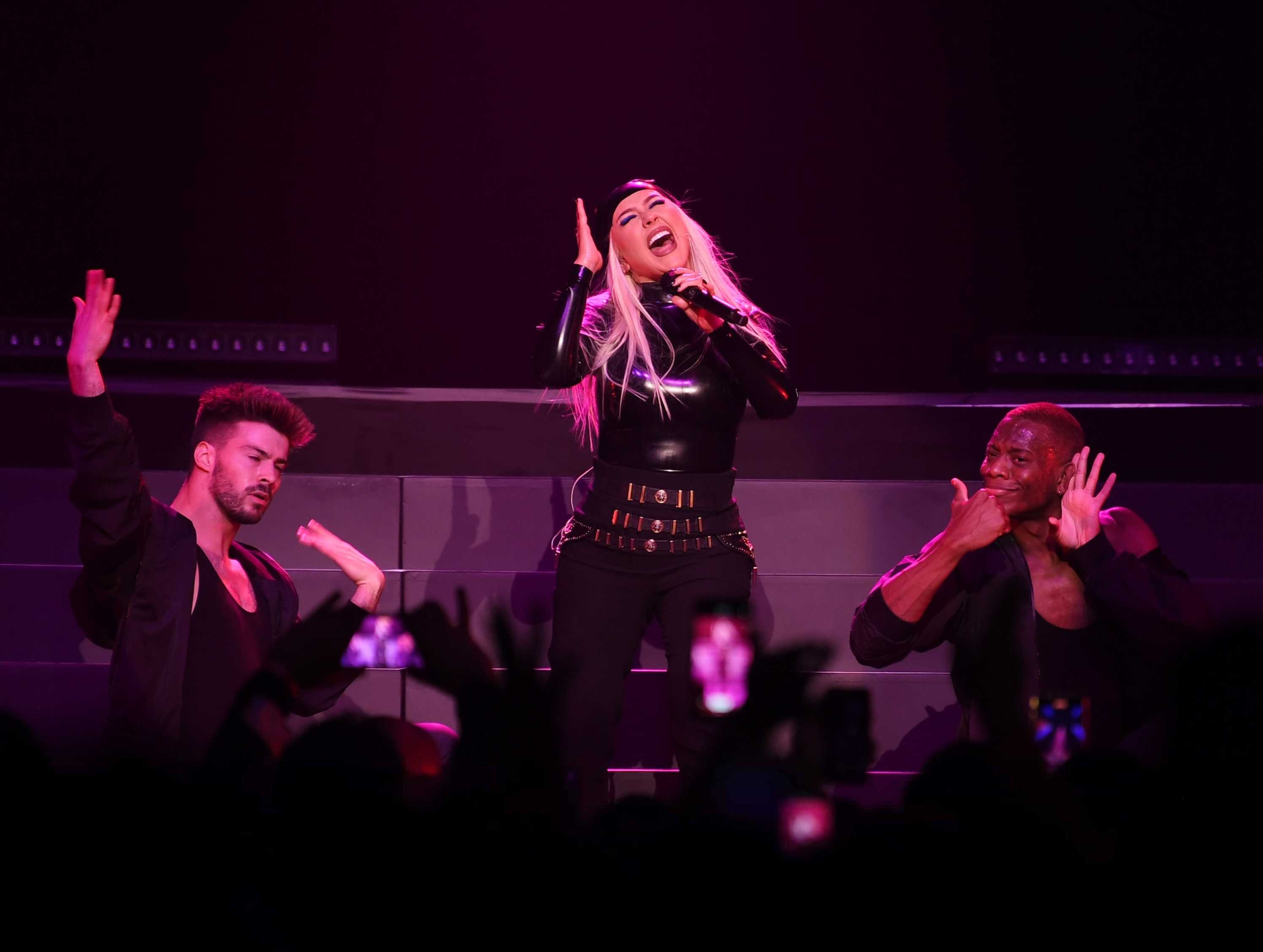 xtina_28629~0.jpg